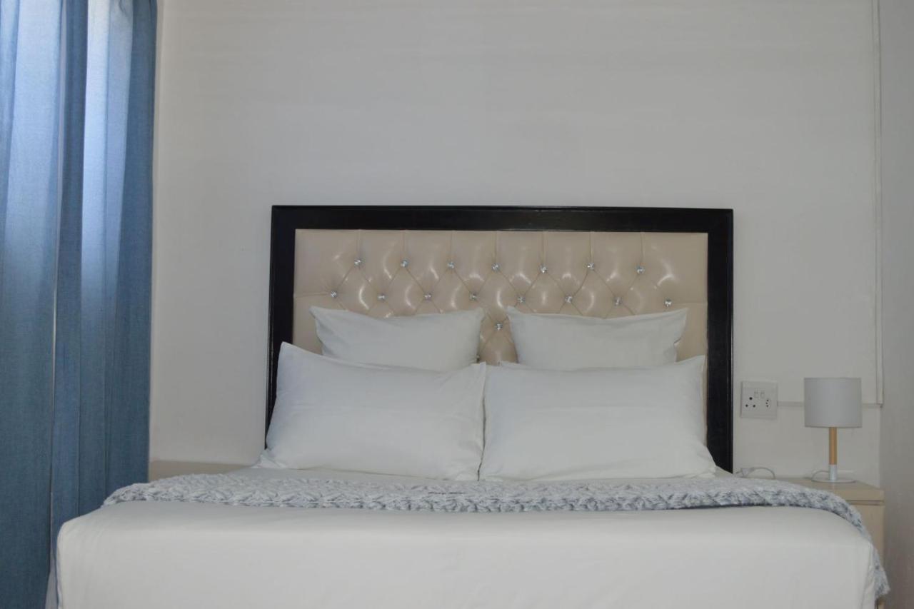 Maluti Backpackers Hotel Phuthaditjhaba Buitenkant foto