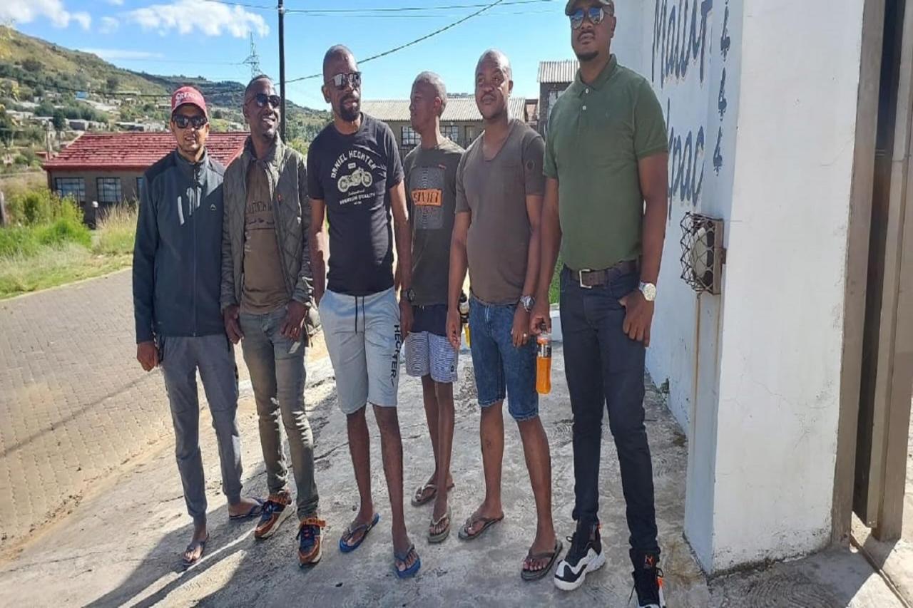 Maluti Backpackers Hotel Phuthaditjhaba Buitenkant foto