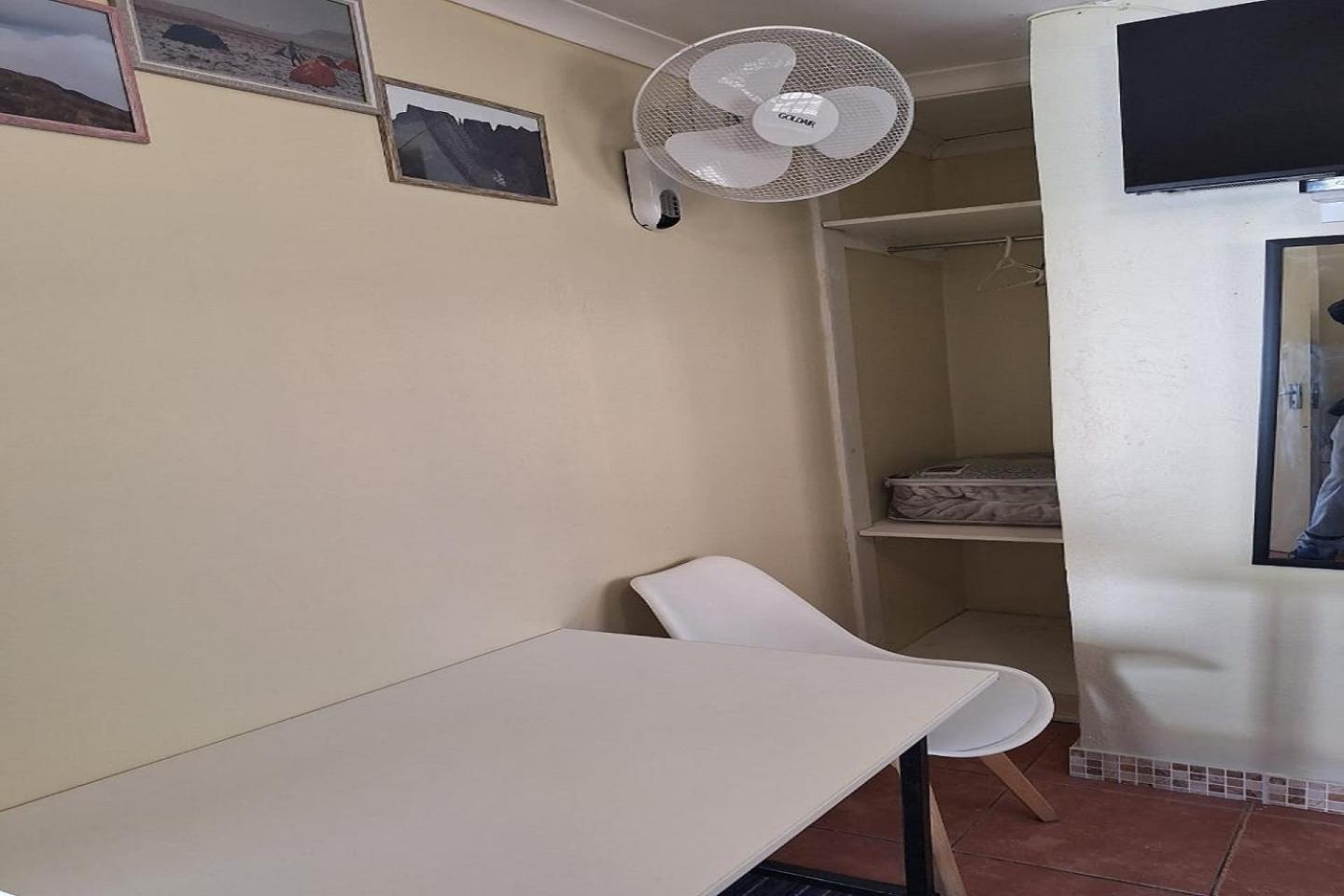 Maluti Backpackers Hotel Phuthaditjhaba Buitenkant foto