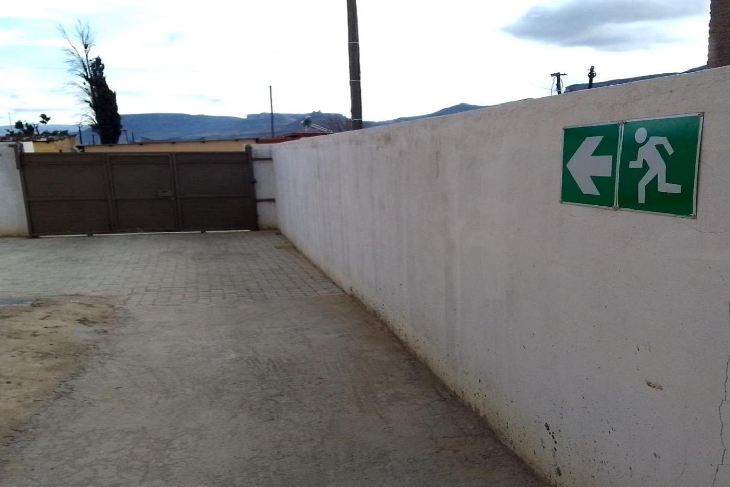Maluti Backpackers Hotel Phuthaditjhaba Buitenkant foto