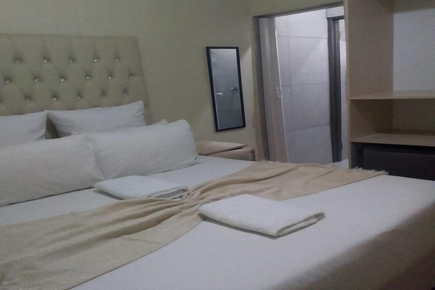 Maluti Backpackers Hotel Phuthaditjhaba Buitenkant foto